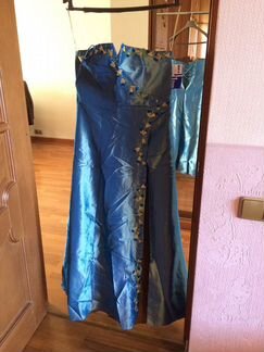 Платье новое