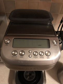 Кофемашина Bork c 600