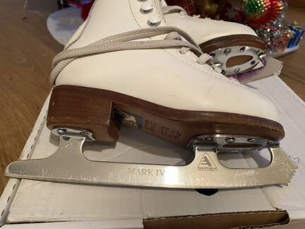 Коньки фигурные wifa 27 разм