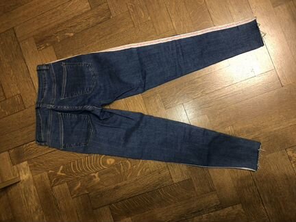 Джинсы с лампасами