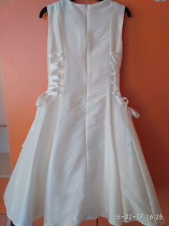 Праздничное платье 128