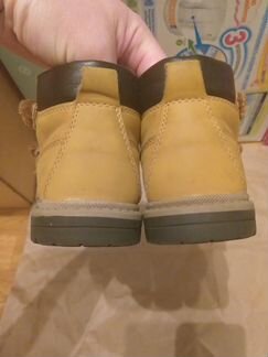 Демисезонные ботинки 