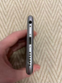Телефон iPhone 6s 16 гб
