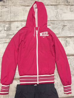 Спортивный костюм Nike xs 40-42