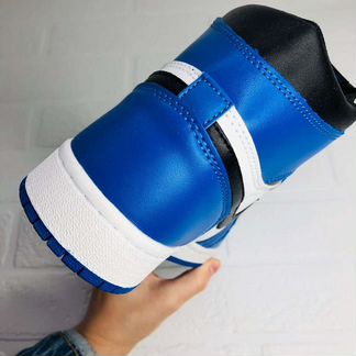 Кроссовки Nike Air Jordan 1 Retro