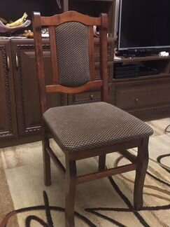 Стул деревянный