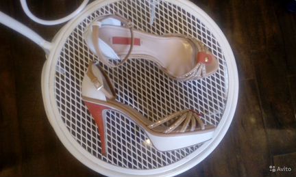 Босоножки Италия фирмы Poletto