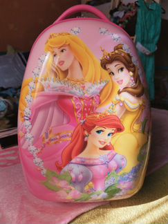Детский пластиковый чемодан с принцессами