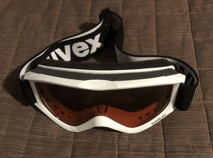 Горнолыжные очки uvex детские