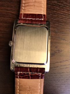 Часы кварцевые