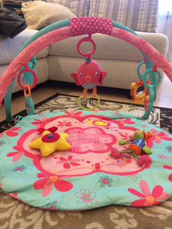 Развивающий коврик