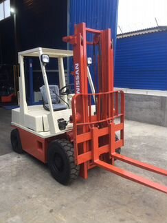 Вилочный погрузчик Nissan