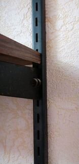 Шесть полок с плавающим креплением