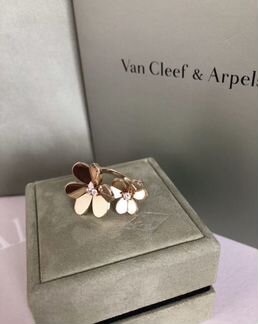 Золотое кольцо Van Cleef 12 гр 0.19 ct