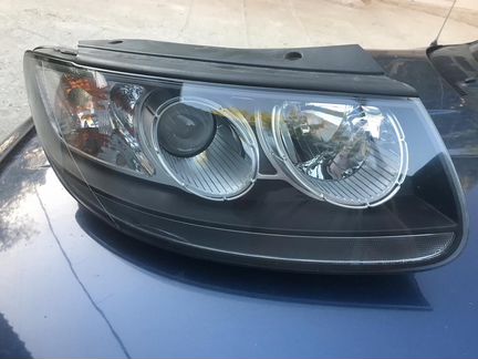 Фара правая Hyundai Santa Fe 2008