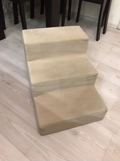 Подставка для собак для дивана