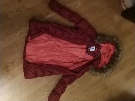 Зимний пуховик для девочки Luhta