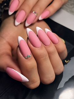 Маникюр, педикюр