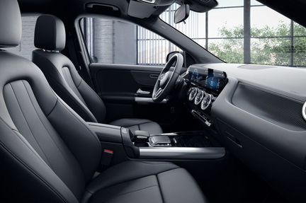 Mercedes-Benz GLA-класс 1.3 AMT, 2020