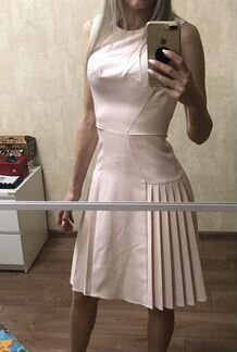 Нежно розовое платье
