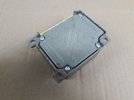 Блок управления подушек безопасности Mercedes Cls