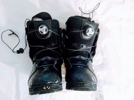 Черные сноубордические ботинки с BOA размер 36-37