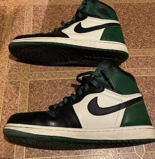 Nike Air Jordan 1 Retro High OG Pine Green