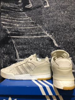 Кроссовки Adidas, 43 размер