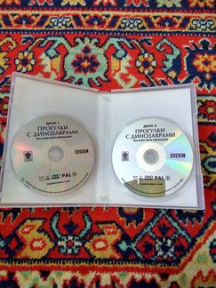 DVD диски Прогулки с динозаврами
