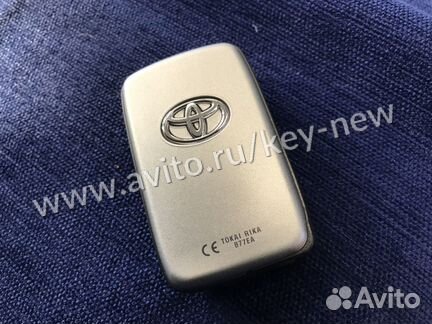 Ключ Toyota B77EA две кнопки новый