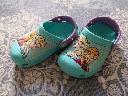 Crocs c7