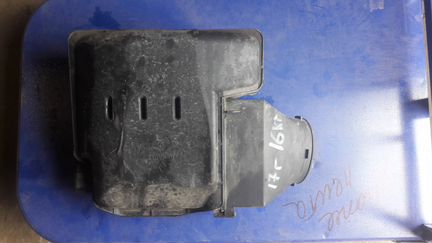 Рено логан сандеро 2 корпус воздушного фильтра