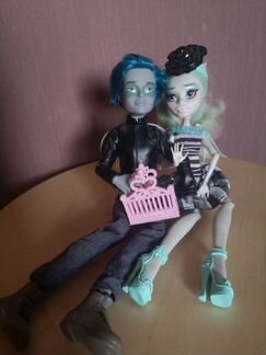 Кукла Монстер Хай. Рошель и Гоил. Скариж