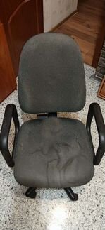 Компьютерное кресло / офисный стул с регулировками