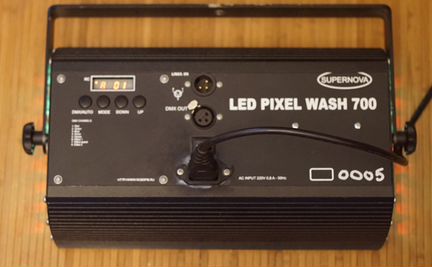 DMX LED прожектор supernova pixel wash 700