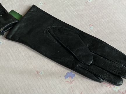 Кожаные женские перчатки Чехия новые
