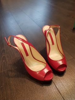 Босоножки. Zara