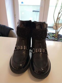 Ботинки детские новые (30)