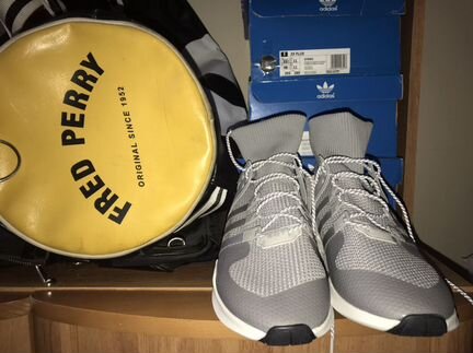 Кроссовки Adidas