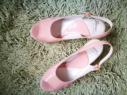 Туфли три пары р.38