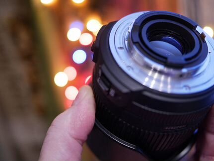 Со стабом nikon 18-125 3,5-5,6 3.8-5.6 OS HSM
