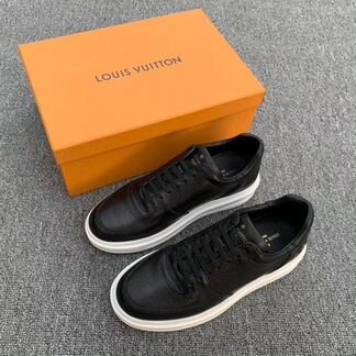 Кроссовки LV