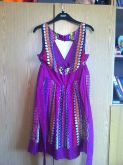 Платье новое оригинал Warehouse из шелка