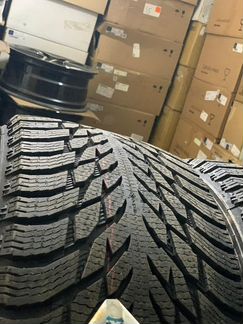 Nokian hkpl R3 275/45/21-315/40/21 новые