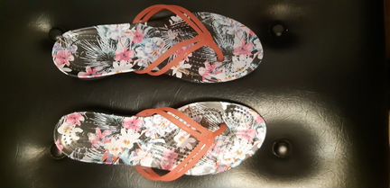Crocs р. 35