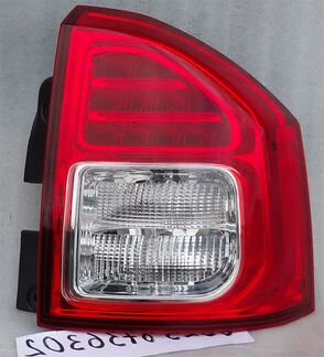 Jeep Compass фонарь новый 2010-2014