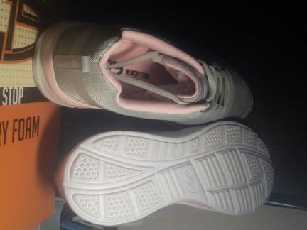 Кроссовки женские 41 размер