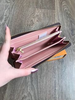 Кошелёк Louis Vuitton zippy аппликация