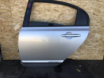 Дверь задняя левая хонда цивик 4д xonda civic 4D
