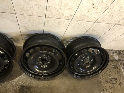 Штампованные диски Volkswagen R16